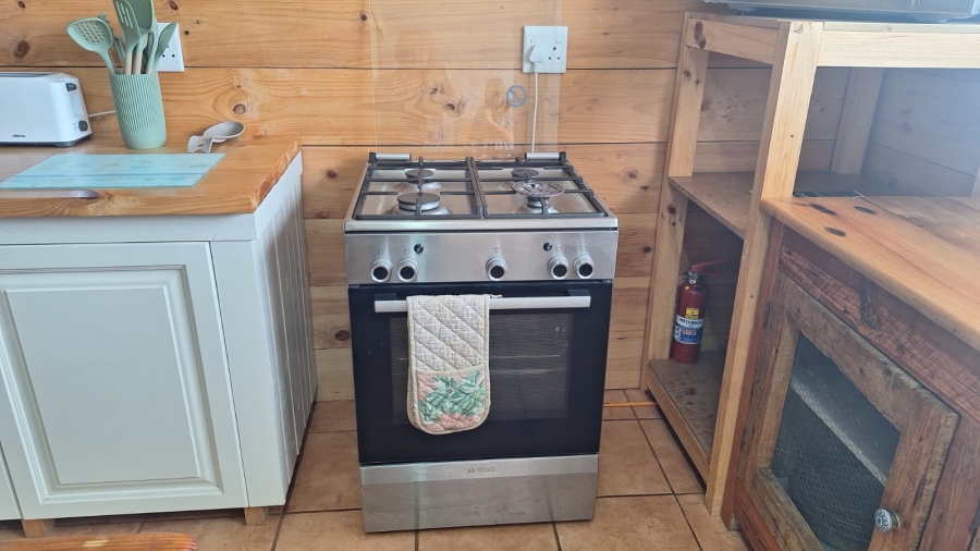 4 Bedroom Property for Sale in Stilbaai Wes Western Cape